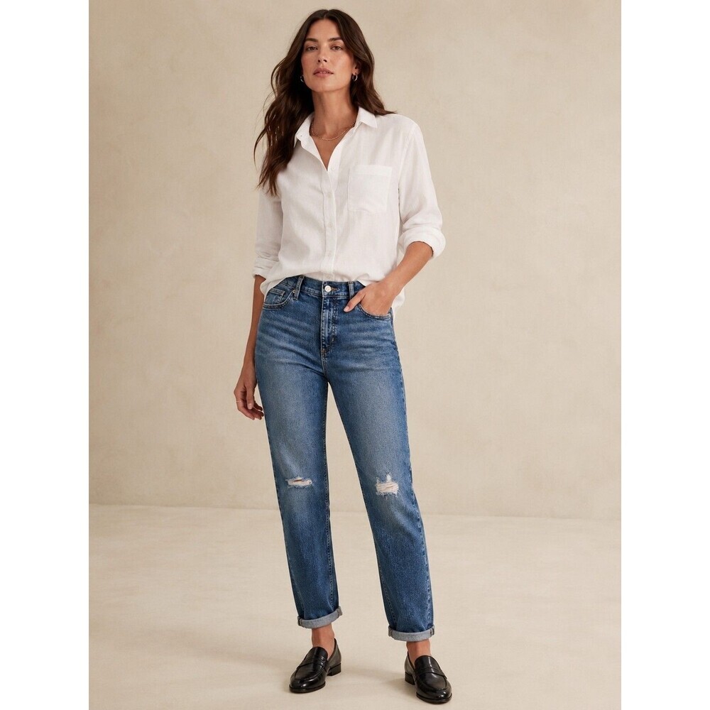 Banana Republic Girlfriend Jeans Womens 30/10 Mid Rise Distressed Medium Wash